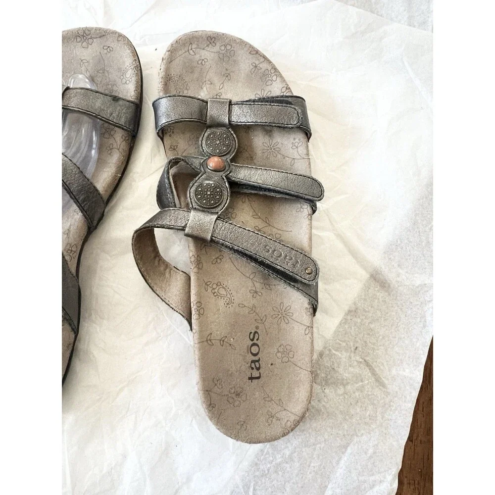 Taos Footwear Metallic Pewter Leather Strappy Slide Sandals